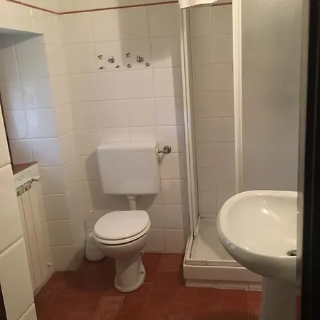 Agriturismo Montemezzano Farm stay Pratovecchio